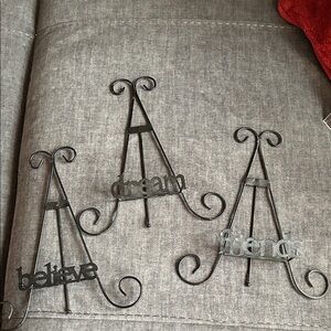 Black Metal Inspirational Artwork Frame Holder Set